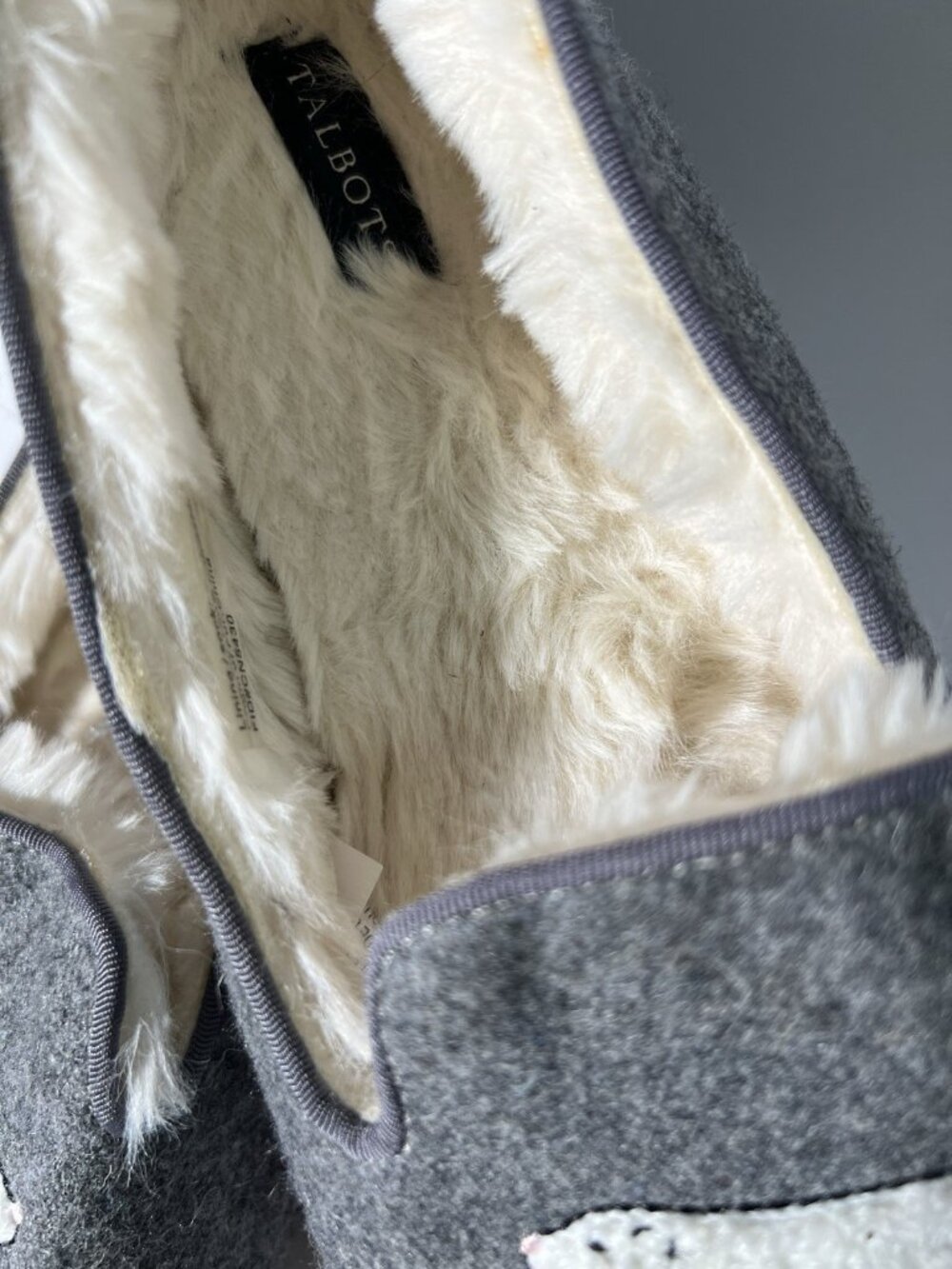 Talbots Fireside Polar Bear Slippers Gray Women’s Size 8M - Picture 3 of 14